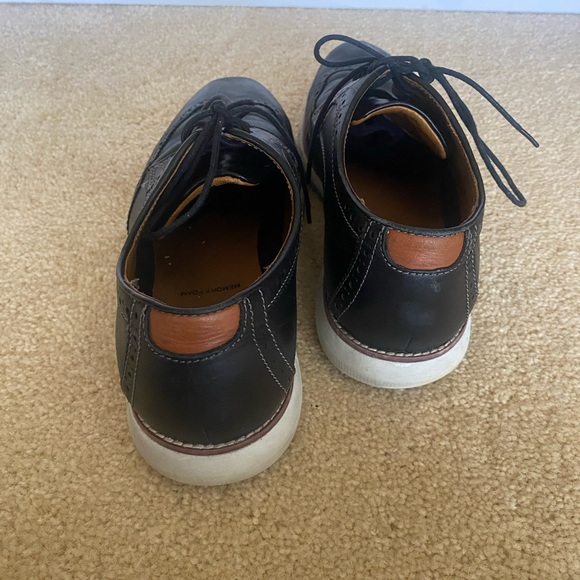 Johnston and Murphy Black Oxford style men’s shoes - Picture 4 of 7